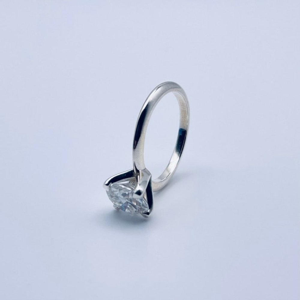 2ct D Round Cut Moissanite 4 Prong Solitaire Ring 14K Gold Plated Size 6 7 7.5 - Picture 7 of 10